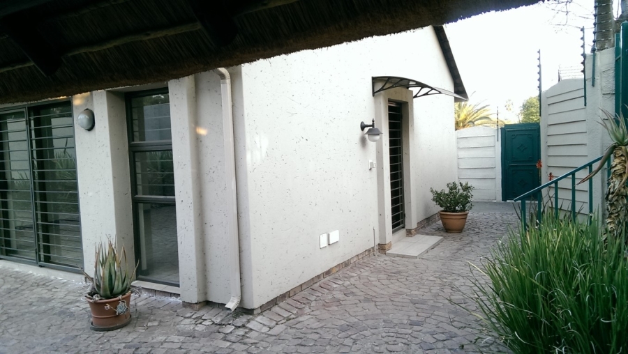 To Let 3 Bedroom Property for Rent in Rembrandt Park Gauteng