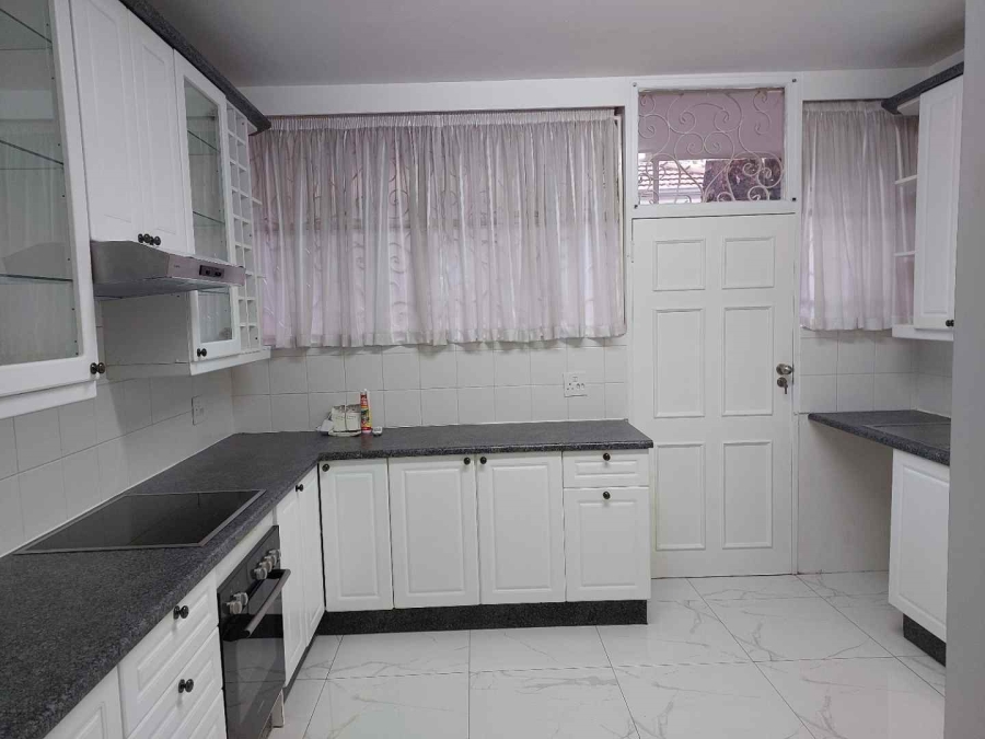 3 Bedroom Property for Sale in Birdhaven Gauteng