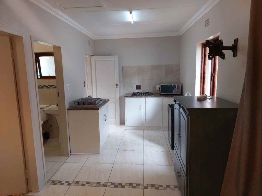 To Let 1 Bedroom Property for Rent in Ferndale Gauteng