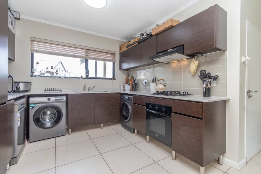 To Let 2 Bedroom Property for Rent in Kyalami Hills Gauteng