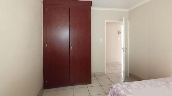 3 Bedroom Property for Sale in Kosmosdal Gauteng