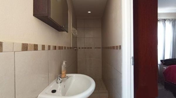 3 Bedroom Property for Sale in Kosmosdal Gauteng