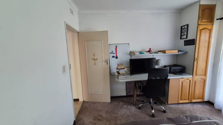 4 Bedroom Property for Sale in Norkem Park Gauteng
