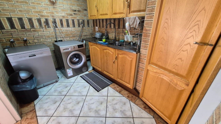 4 Bedroom Property for Sale in Norkem Park Gauteng