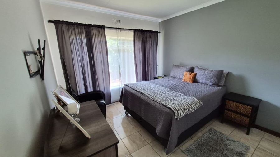 4 Bedroom Property for Sale in Norkem Park Gauteng