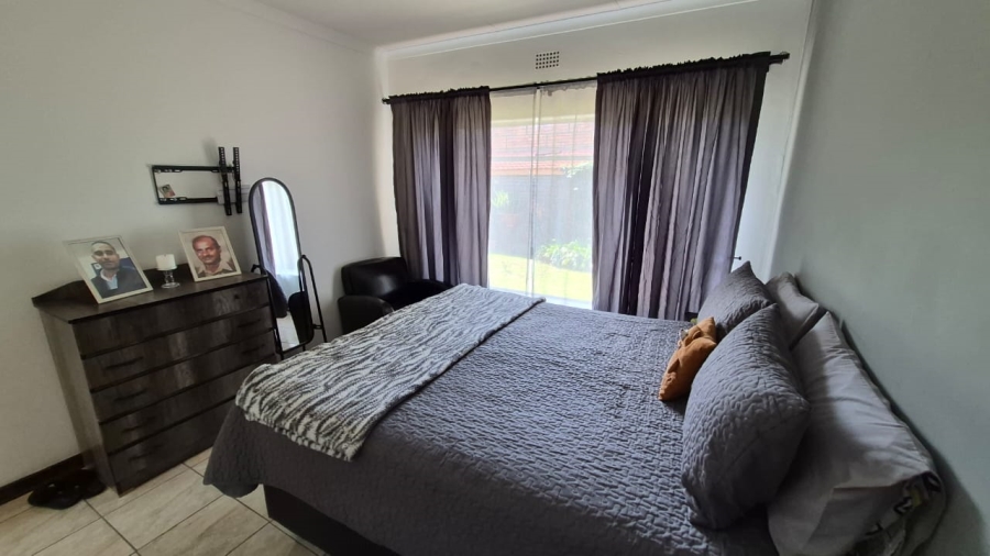 4 Bedroom Property for Sale in Norkem Park Gauteng