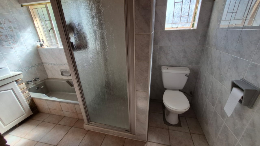 4 Bedroom Property for Sale in Norkem Park Gauteng