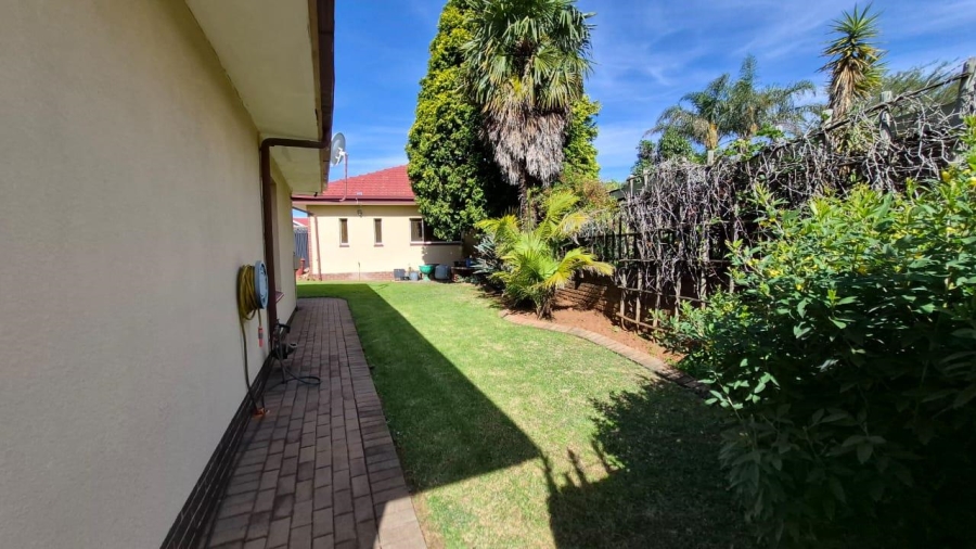 4 Bedroom Property for Sale in Norkem Park Gauteng