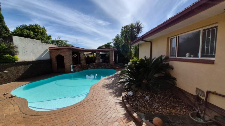 4 Bedroom Property for Sale in Norkem Park Gauteng