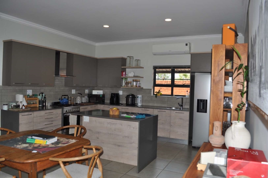 To Let 3 Bedroom Property for Rent in Pretoria East Gauteng