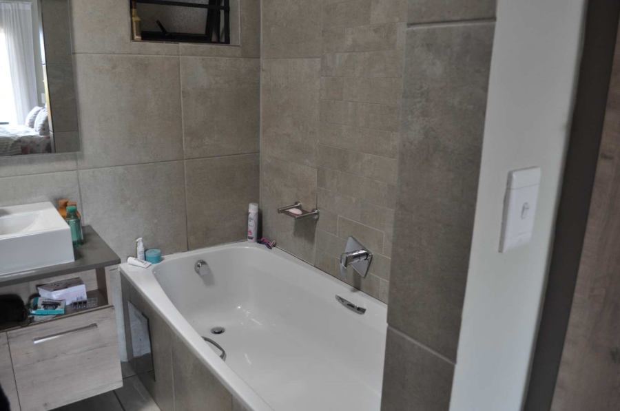 To Let 3 Bedroom Property for Rent in Pretoria East Gauteng