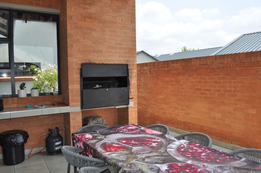 To Let 3 Bedroom Property for Rent in Pretoria East Gauteng