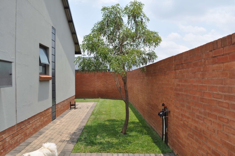 To Let 3 Bedroom Property for Rent in Pretoria East Gauteng