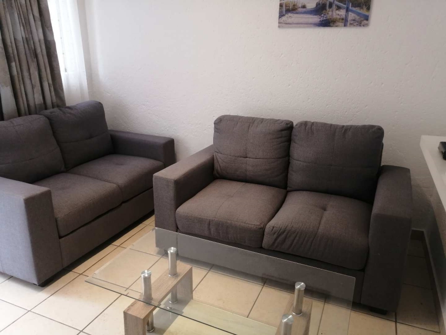 To Let 1 Bedroom Property for Rent in Morningside Manor Gauteng