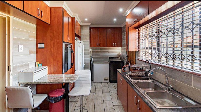 3 Bedroom Property for Sale in Leondale Gauteng