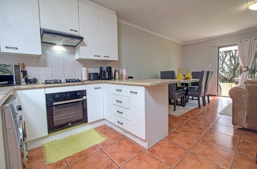 2 Bedroom Property for Sale in Wilgeheuwel Gauteng