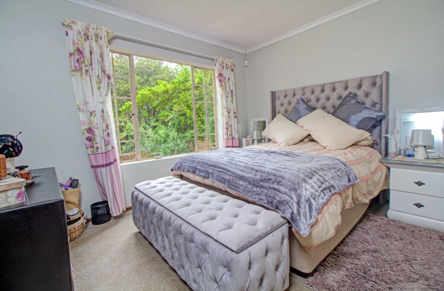 2 Bedroom Property for Sale in Wilgeheuwel Gauteng