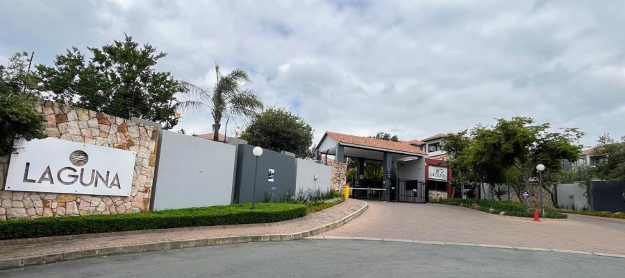 2 Bedroom Property for Sale in Barbeque Downs Gauteng