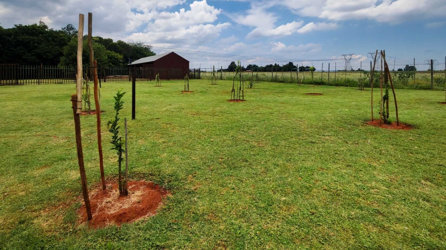 4 Bedroom Property for Sale in Tarlton Gauteng