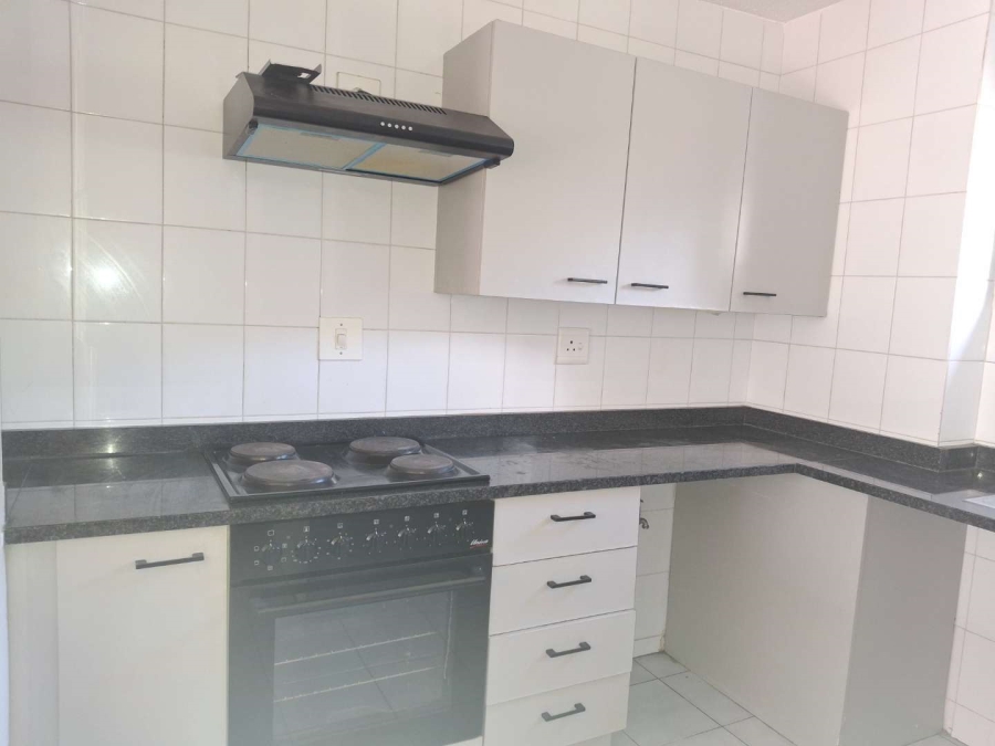 To Let 2 Bedroom Property for Rent in Morningside Gauteng