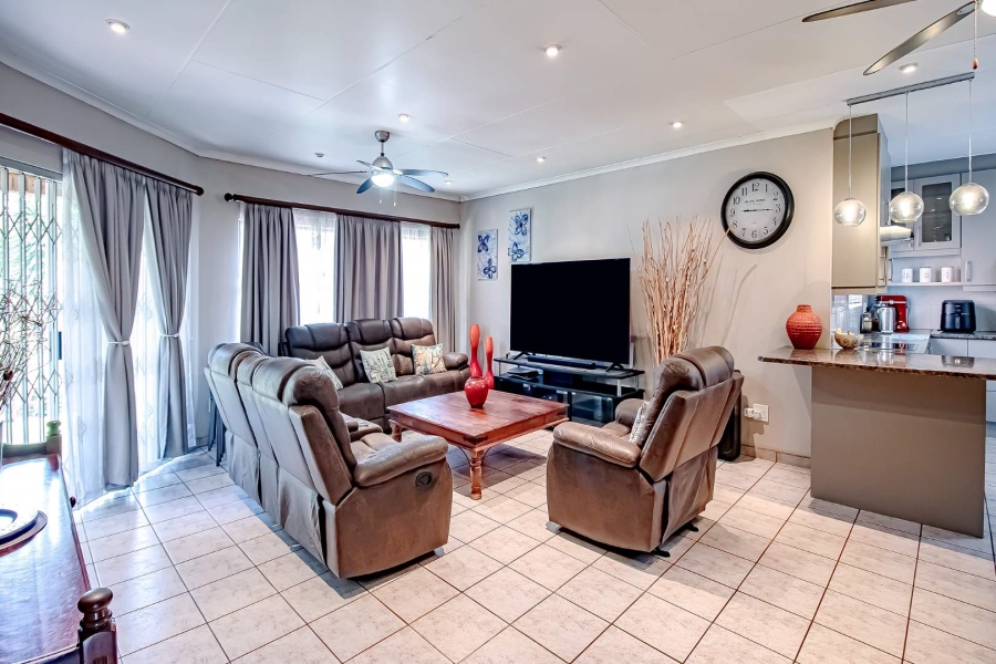 3 Bedroom Property for Sale in Garsfontein Ext 10 Gauteng