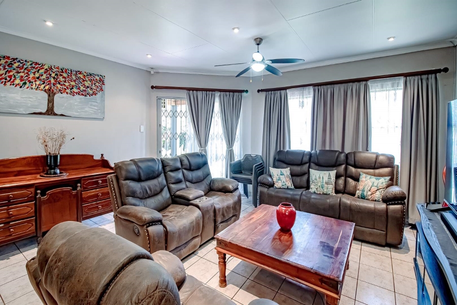 3 Bedroom Property for Sale in Garsfontein Ext 10 Gauteng