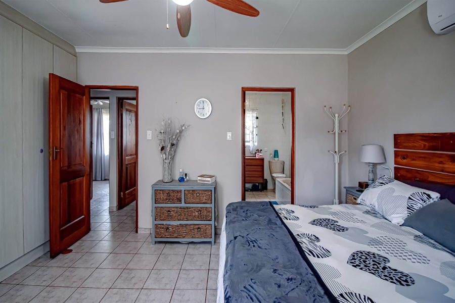 3 Bedroom Property for Sale in Garsfontein Ext 10 Gauteng