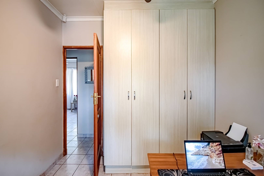 3 Bedroom Property for Sale in Garsfontein Ext 10 Gauteng