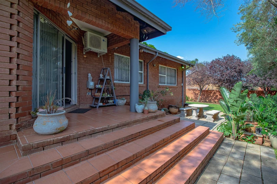 3 Bedroom Property for Sale in Garsfontein Ext 10 Gauteng