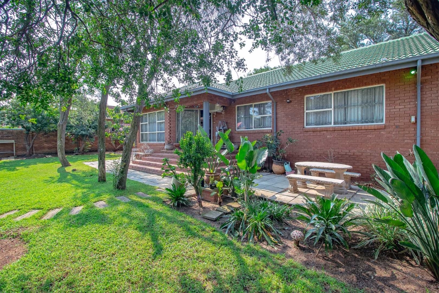 3 Bedroom Property for Sale in Garsfontein Ext 10 Gauteng