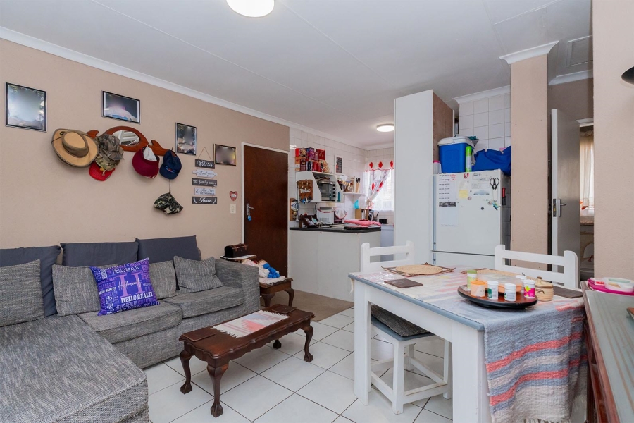 2 Bedroom Property for Sale in Birchleigh Gauteng