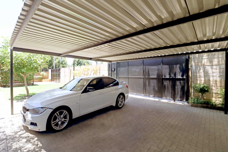 3 Bedroom Property for Sale in Northmead Gauteng