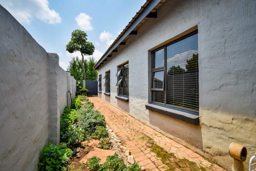 To Let 3 Bedroom Property for Rent in Hazeldean Gauteng
