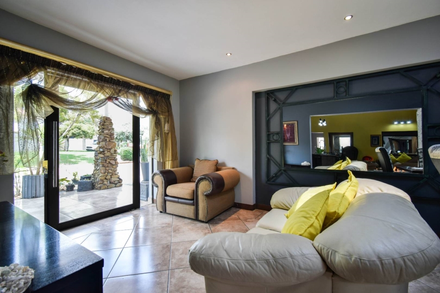 To Let 3 Bedroom Property for Rent in Hazeldean Gauteng