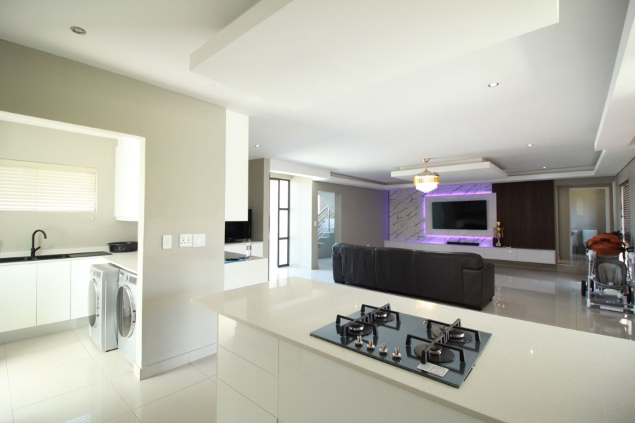 3 Bedroom Property for Sale in Blue Valley Golf Estate Gauteng