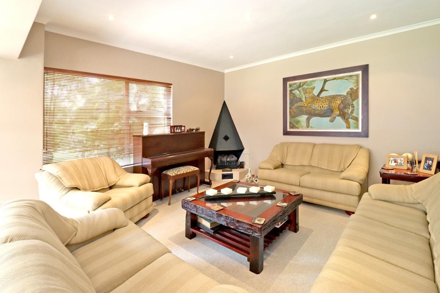 4 Bedroom Property for Sale in Blue Valley Golf Estate Gauteng