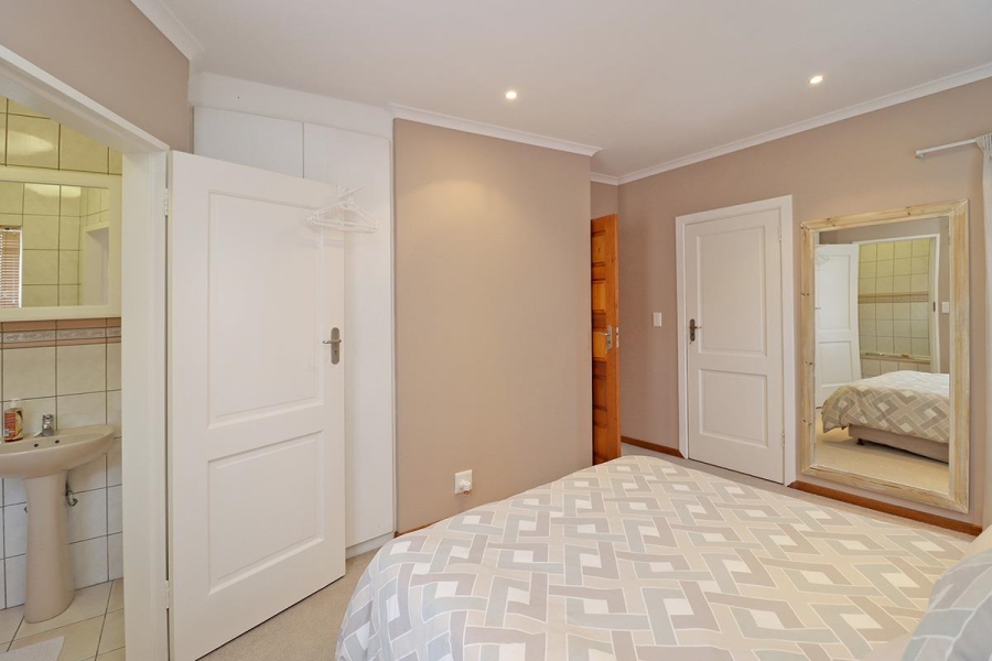 4 Bedroom Property for Sale in Blue Valley Golf Estate Gauteng