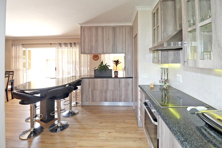 4 Bedroom Property for Sale in Blue Valley Golf Estate Gauteng