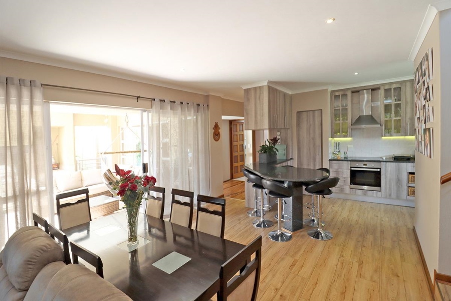 4 Bedroom Property for Sale in Blue Valley Golf Estate Gauteng