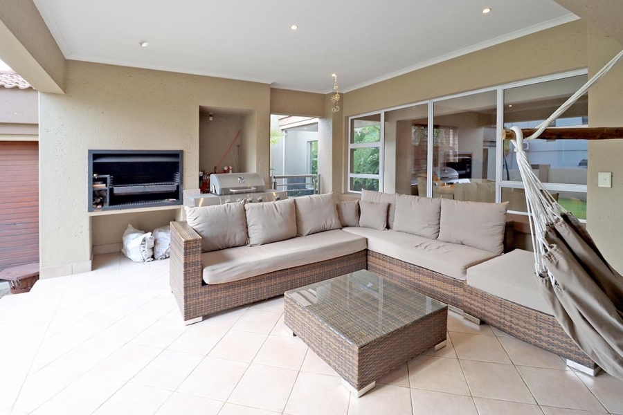 4 Bedroom Property for Sale in Blue Valley Golf Estate Gauteng