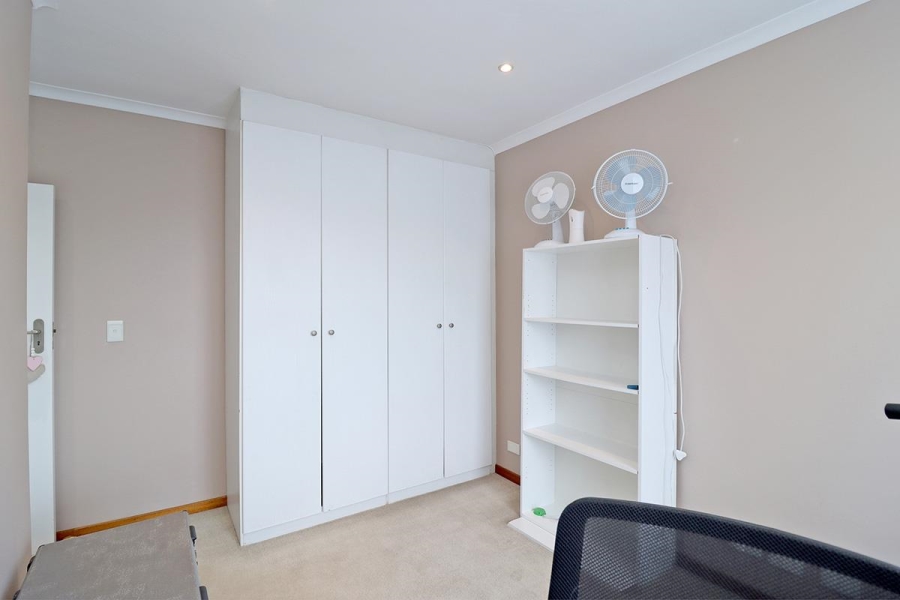 4 Bedroom Property for Sale in Blue Valley Golf Estate Gauteng