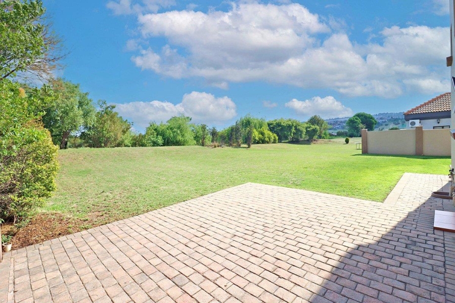 4 Bedroom Property for Sale in Blue Valley Golf Estate Gauteng