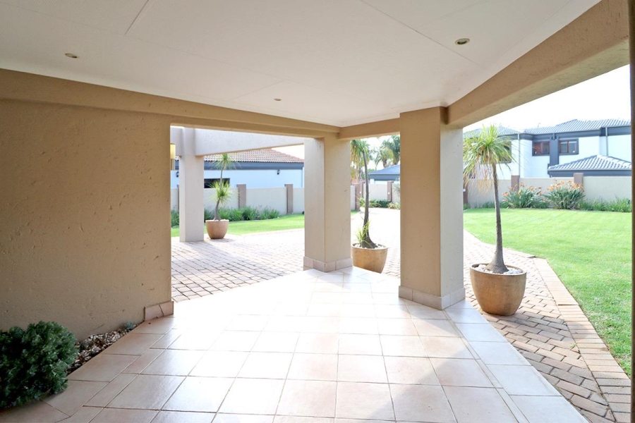 4 Bedroom Property for Sale in Blue Valley Golf Estate Gauteng