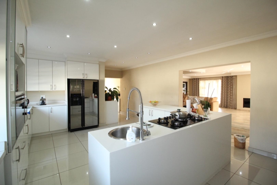4 Bedroom Property for Sale in Blue Valley Golf Estate Gauteng