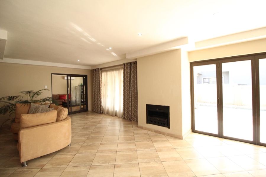 4 Bedroom Property for Sale in Blue Valley Golf Estate Gauteng