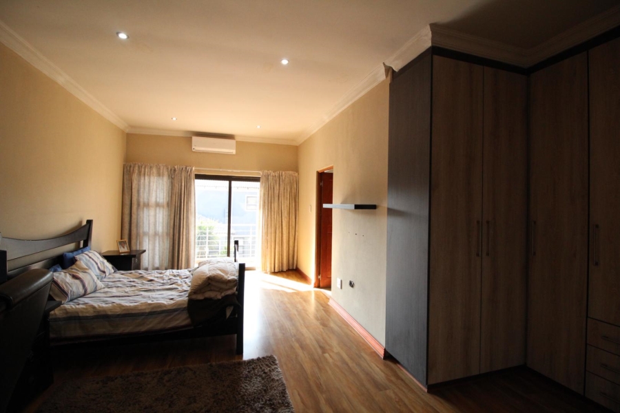 4 Bedroom Property for Sale in Blue Valley Golf Estate Gauteng