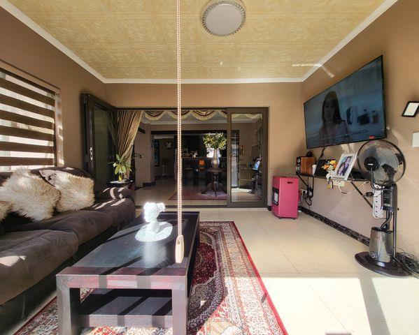 4 Bedroom Property for Sale in Blue Valley Golf Estate Gauteng
