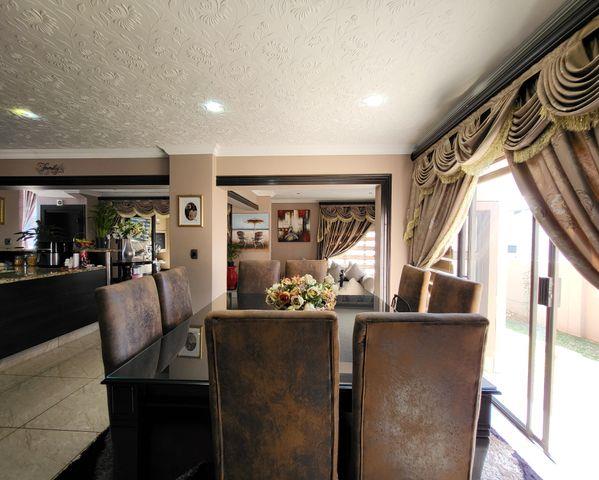 4 Bedroom Property for Sale in Blue Valley Golf Estate Gauteng