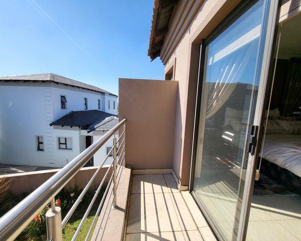 4 Bedroom Property for Sale in Blue Valley Golf Estate Gauteng