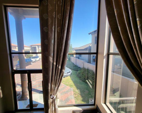 4 Bedroom Property for Sale in Blue Valley Golf Estate Gauteng